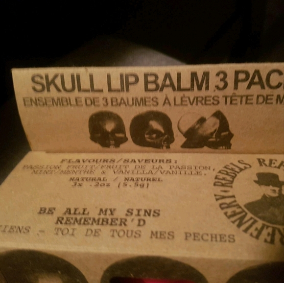 ☠Skull Lip Balms ☠ - Picture 3 of 3